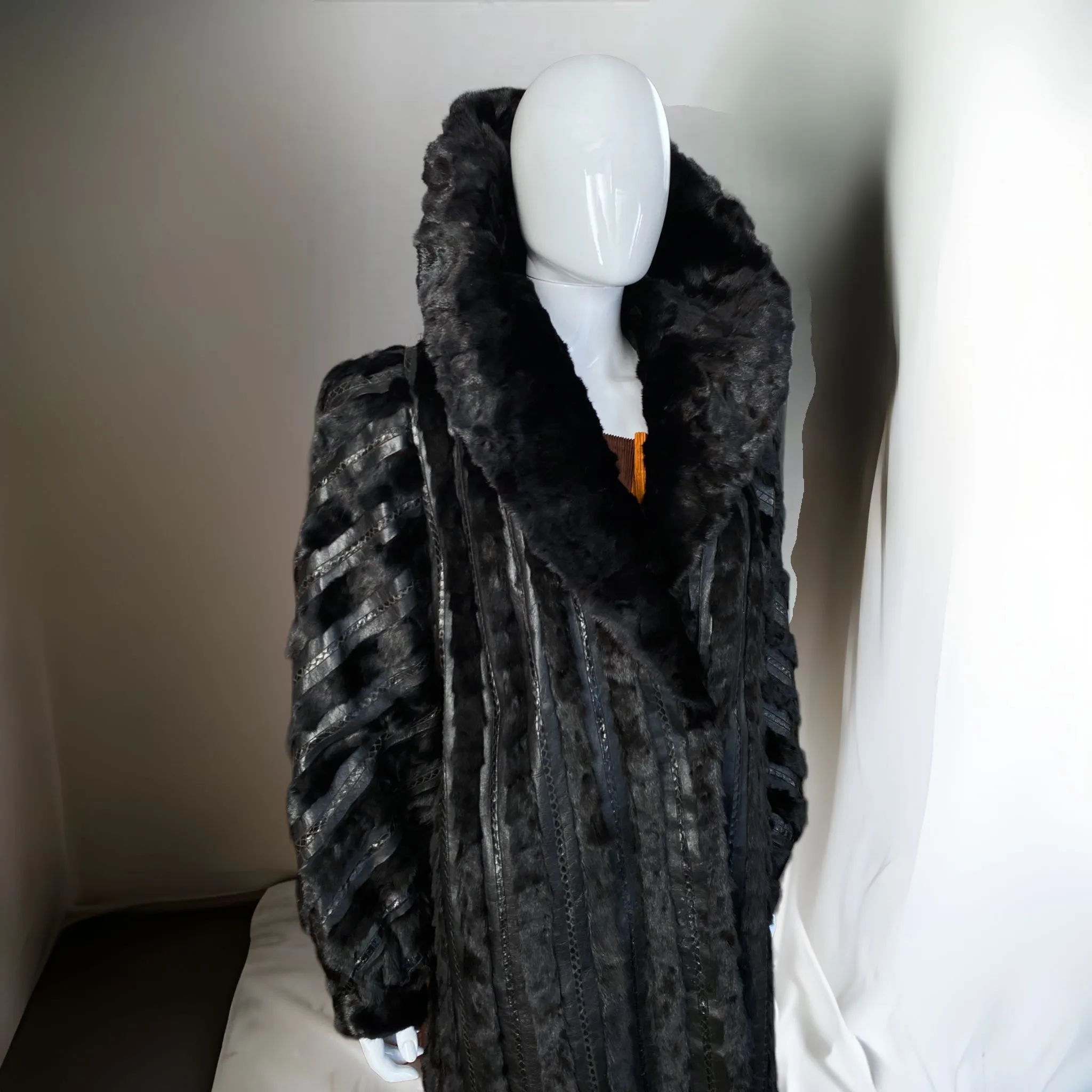 1960s Vintage Leather Snakeskin Fur Coat