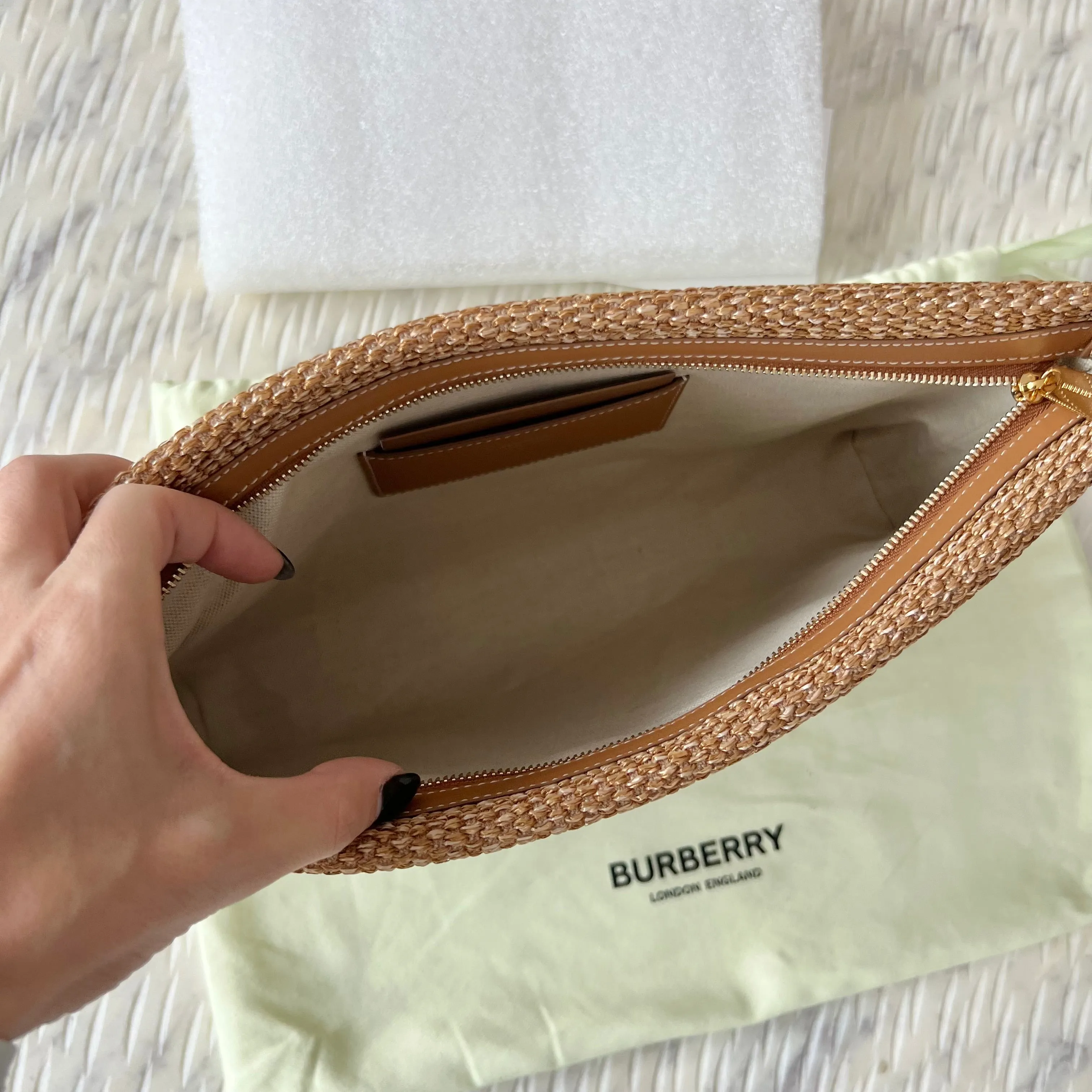 Burberry Duncan Pouch