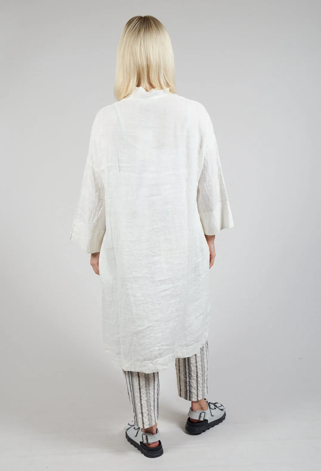 Dali L Tunic In Mandorla