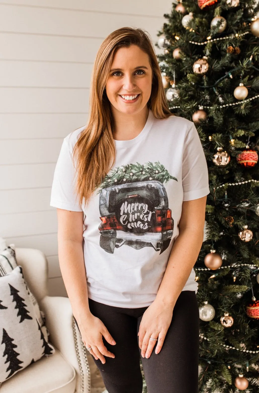 Jeep Merry Christmas Graphic Tee- White