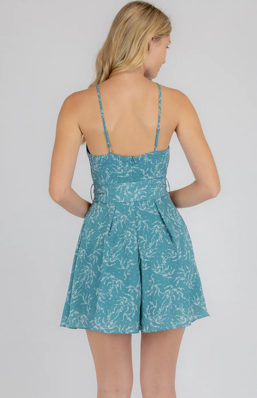 Printed Halter Neckline Playsuit with Pleated Details (SJP467A)